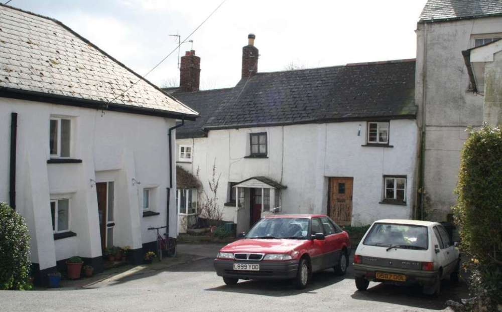 Cottages in Crockernwell village